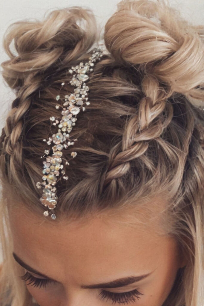 Glitter Holiday Hairstyle