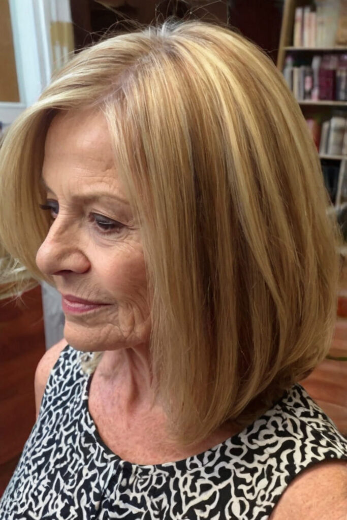 Shoulder Length Straight Cut